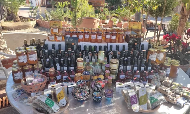 ΖΩΓΑ ΑΝΑΣΤΑΣΙΑ – KIOUPI GARDEN – ΠΑΡΑΔΟΣΙΑΚΑ – ΒΙΟΛΟΓΙΚΑ ΠΡΟΙΟΝΤΑ – ΚΑΛΑΘΟΣ ΡΟΔΟΣ ΔΩΔΕΚΑΝΗΣΩΝ