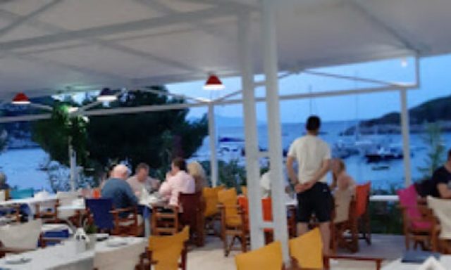 ΘΕΟΔΟΣΗΣ ΜΕΛΕΣ ΝΙΚΟΛΑΟΣ ΚΑΙ ΣΙΑ Ε.Ε – ΤΑΒΕΡΝΑ – ΤΑ ΜΑΝΤΡΑΚΙΑ – ΖΑΚΥΝΘΟΣ