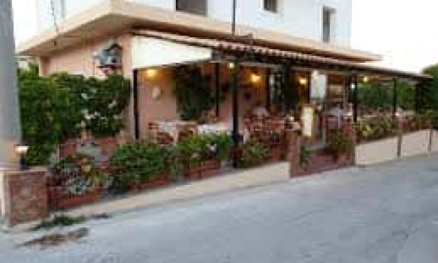 ΖΑΠΑΝΤΗΣ ΑΠΟΣΤΟΛΟΣ – ΤΑΒΕΡΝΑ ΕΣΤΙΑΤΟΡΙΟ APOSTOLIS GREEK TAVERN – ΣΚΑΛΑ ΚΕΦΑΛΛΗΝΙΑΣ