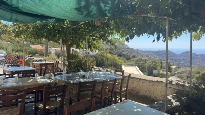 ΣΑΡΙΚΛΑΚΗ ΧΡΙΣΤΙΝΑ – ΠΑΡΑΔΟΣΙΑΚΟ ΚΑΦΕΝΕΙΟ – ΚΟΥΤΣΟΥΝΑΡΙ ΙΕΡΑΠΕΤΡΑ ΛΑΣΙΘΙΟΥ